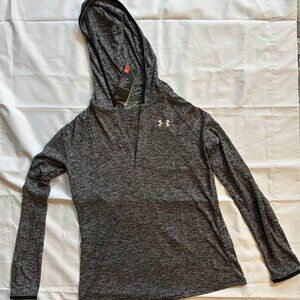 NWT Under Armour long sleeve loose fitting heat gear hoodies size small